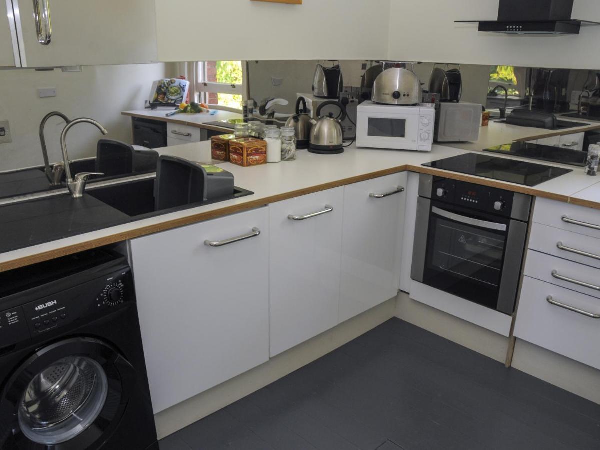 Saffrons Apartment Eastbourne Eksteriør bilde